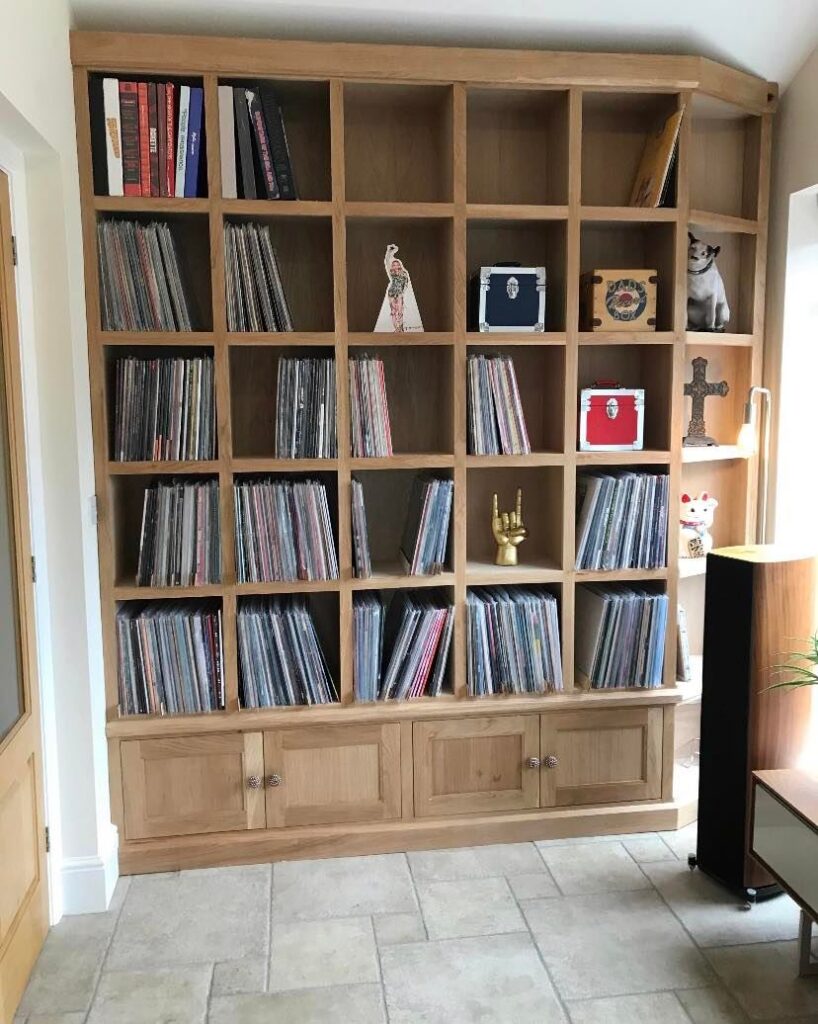 bespoke bookcases for your Newport home