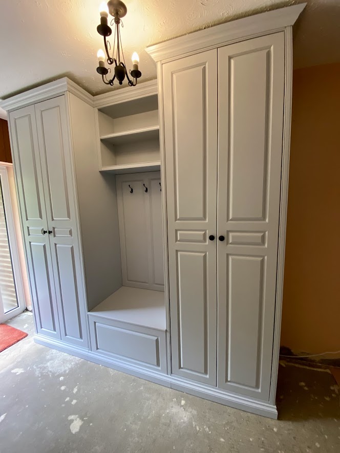 bespoke cabinet in hallway